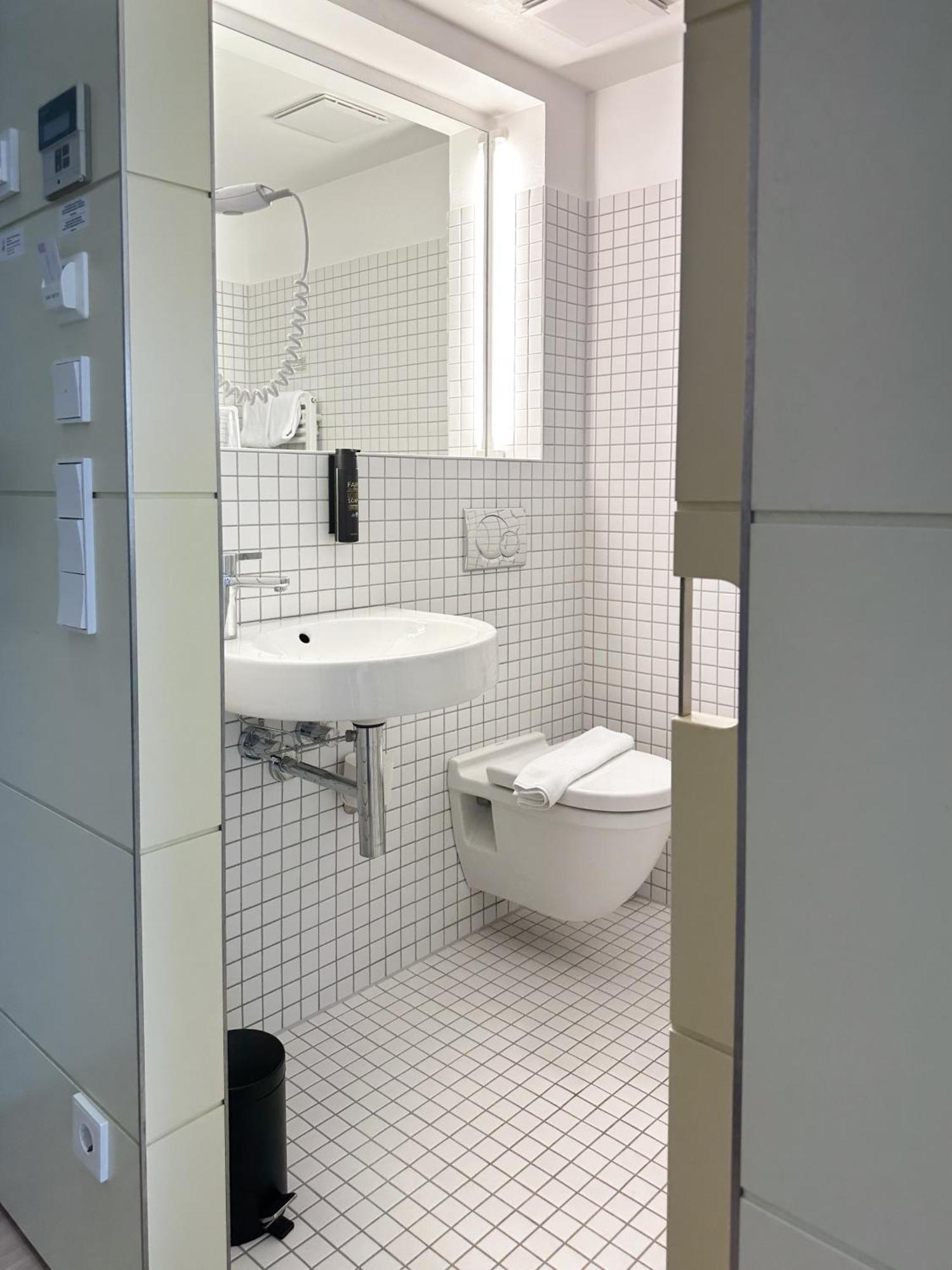 Hotel Berliner Hof Kiel Dış mekan fotoğraf