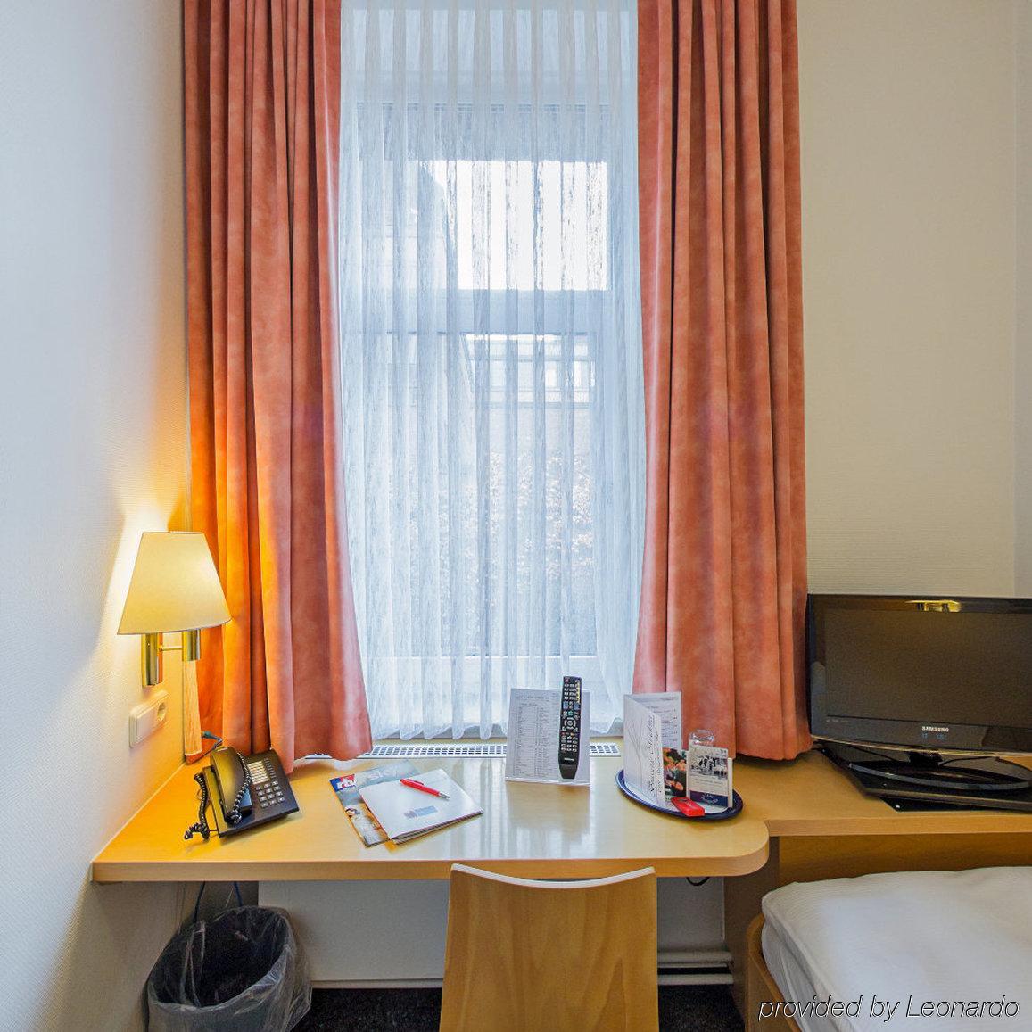 Hotel Berliner Hof Kiel Dış mekan fotoğraf