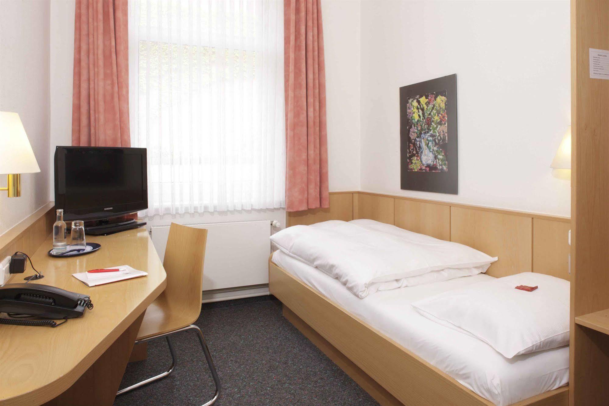 Hotel Berliner Hof Kiel Oda fotoğraf